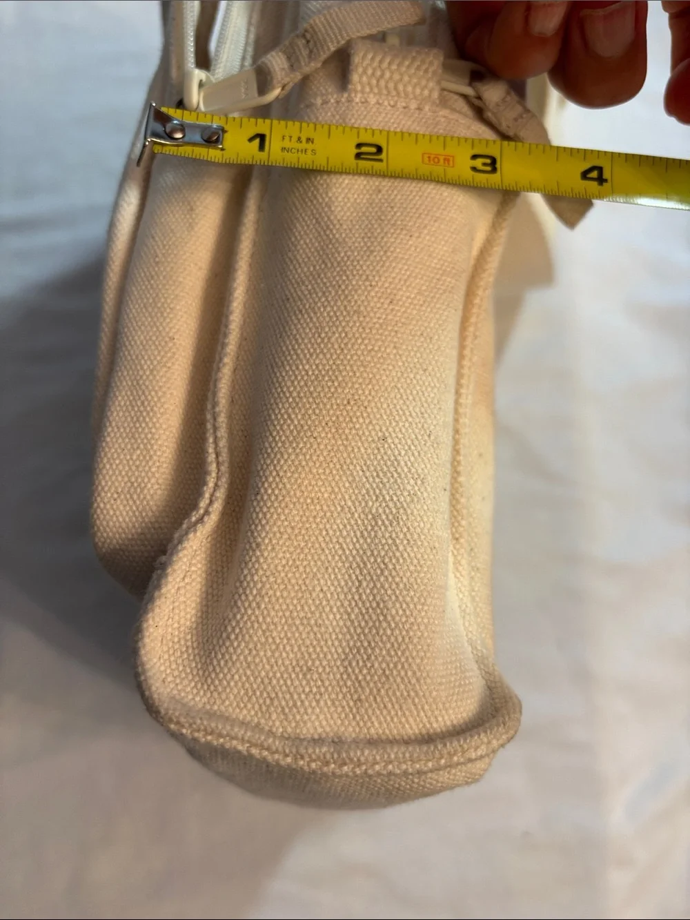 Levi's Cream Canvas Zip Sling Bag